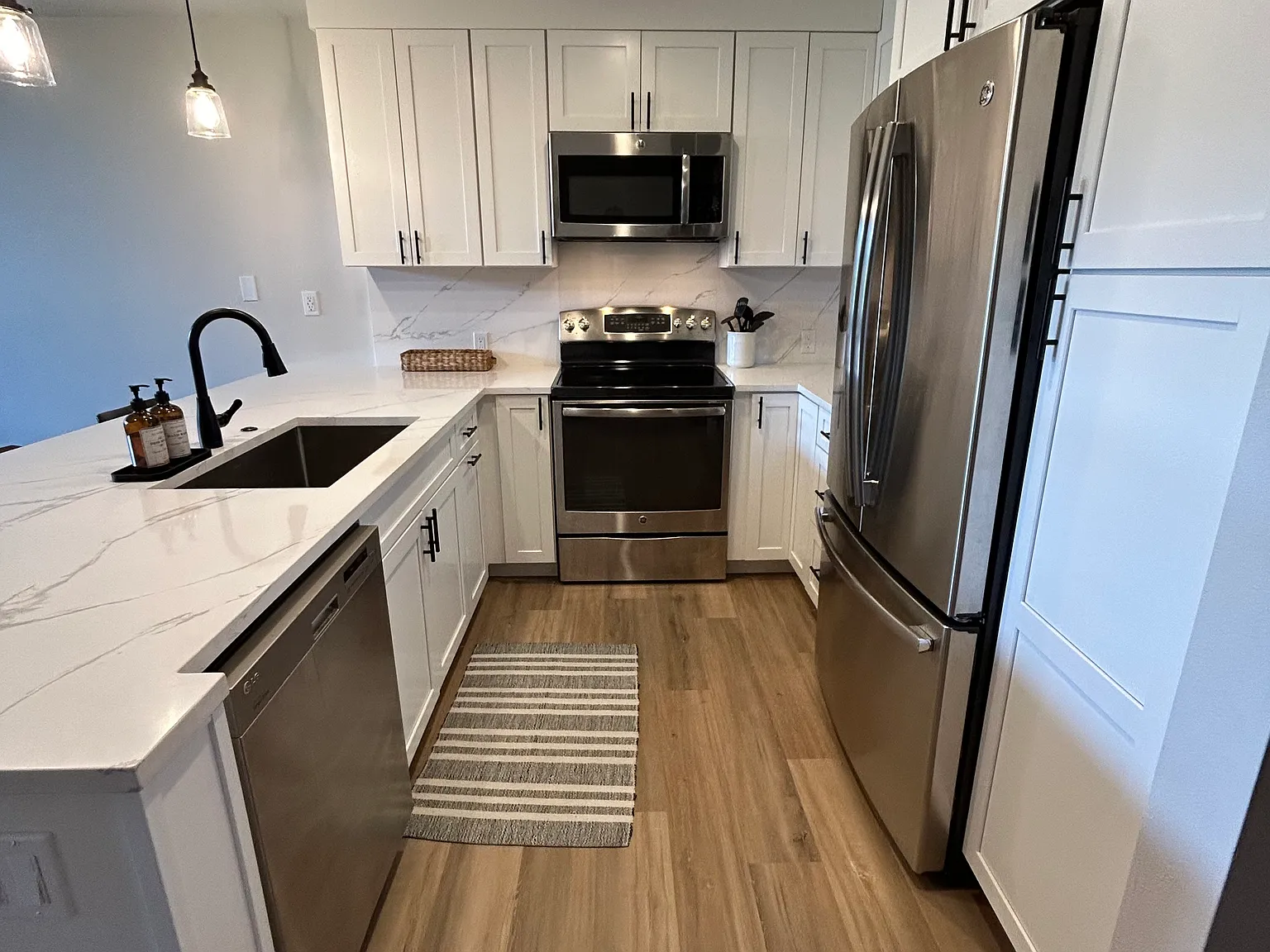 760 W Beaver Creek Blvd — Photo 4