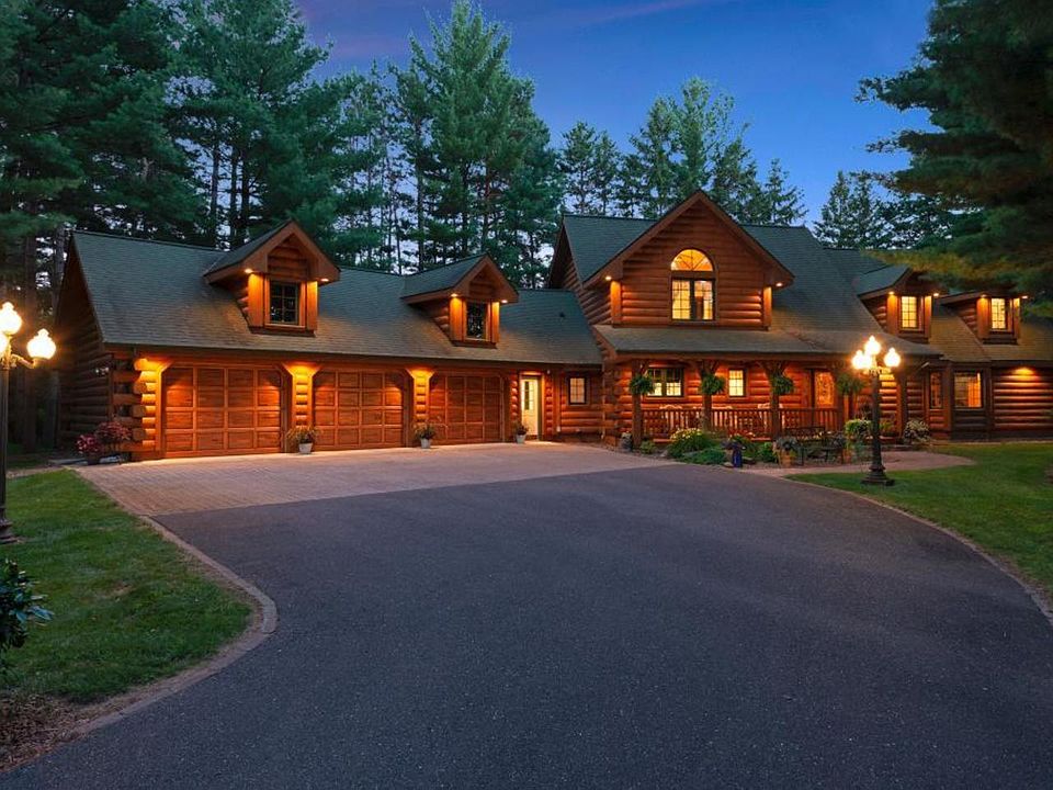 1st image of 30749 Hornsby Dr NE