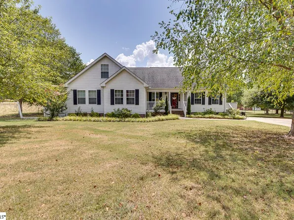 1139 Wright School Rd, Belton, SC 29627
