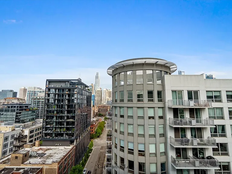 451 W Huron St #1507 — Photo 6