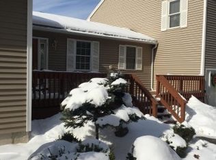 932 Main St, Fremont, NH 03044