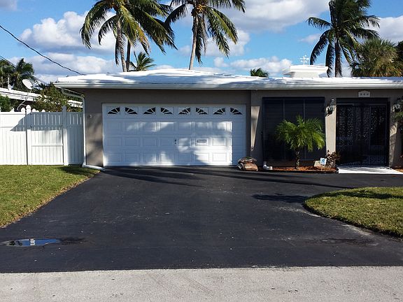Two car garage - plenty of parking including circular parkin