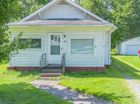 813 Oaks Rd, Paducah, KY 42003