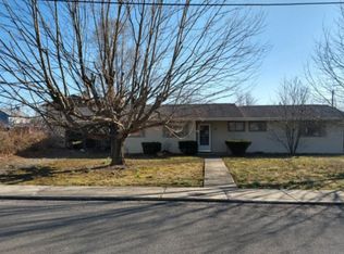8 Fort Hill Ave, Petersburg, WV 26847