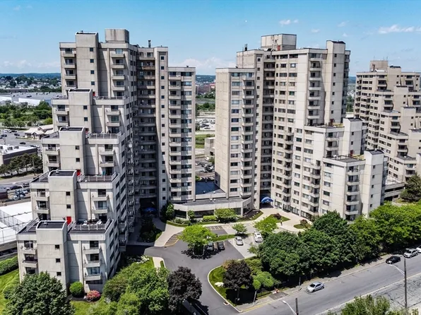 382 Ocean Ave APT 409, Revere, MA 02151