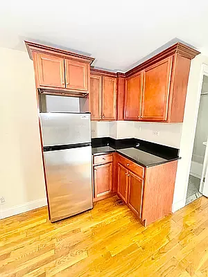 Rented by Douglas Elliman | media 10