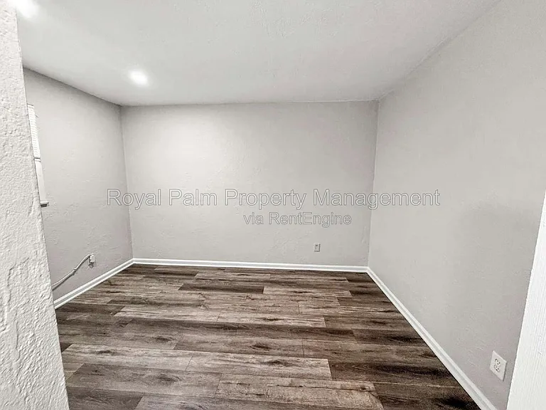 3744 Estelle Ave — Photo 28