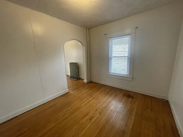 420 S Fess Ave — Photo 38