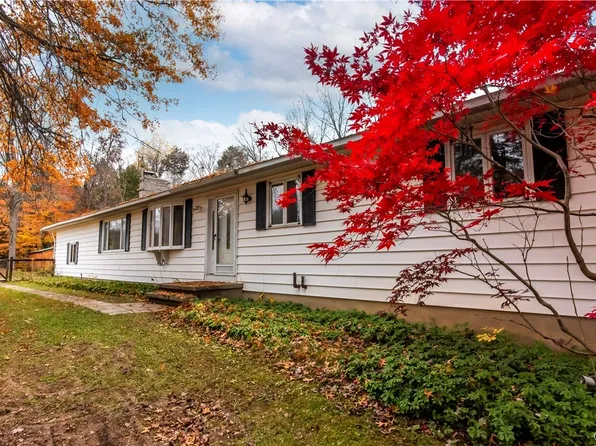 444 Newport Rd, Utica, NY 13502