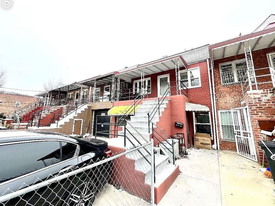 1st image of 86-31 Dexter Court