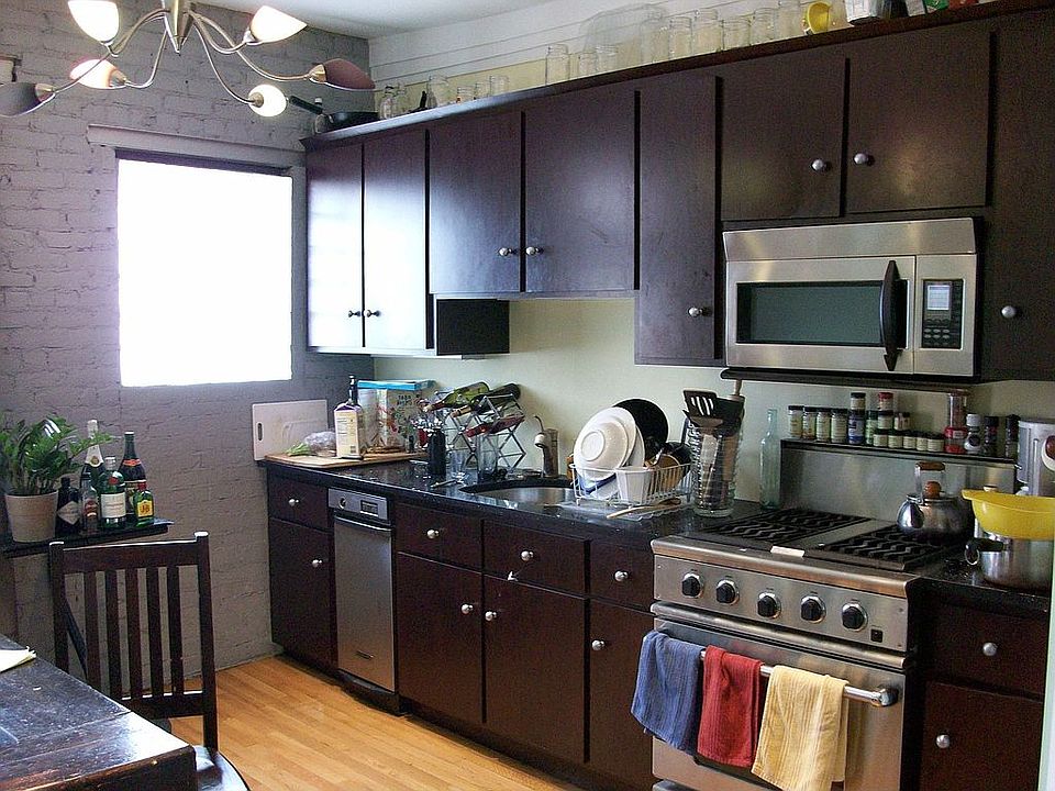 Modern Kitchen with Stainless Steel