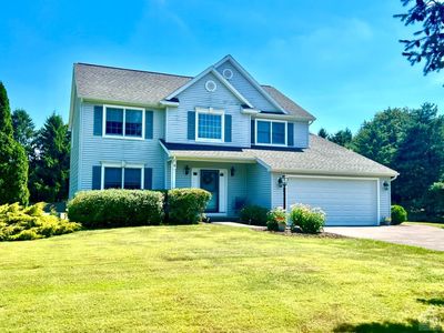 8 Robinwood Lane, Valatie, NY, 12184