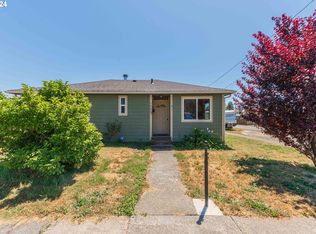 1502 Doborout St, Myrtle Point, OR 97458
