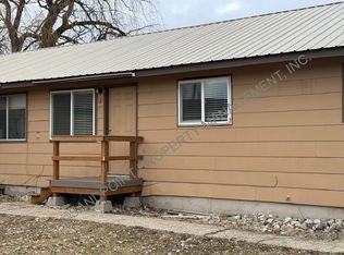 105 E 1st Ave #2, Kootenai, ID 83840