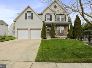 12 Huckleberry Way, Turnersville, NJ 08012