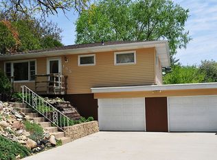 155 Letsch Rd, Waterloo, IA 50701