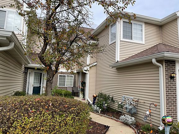 5th image of 1134 E Cambria Ln N