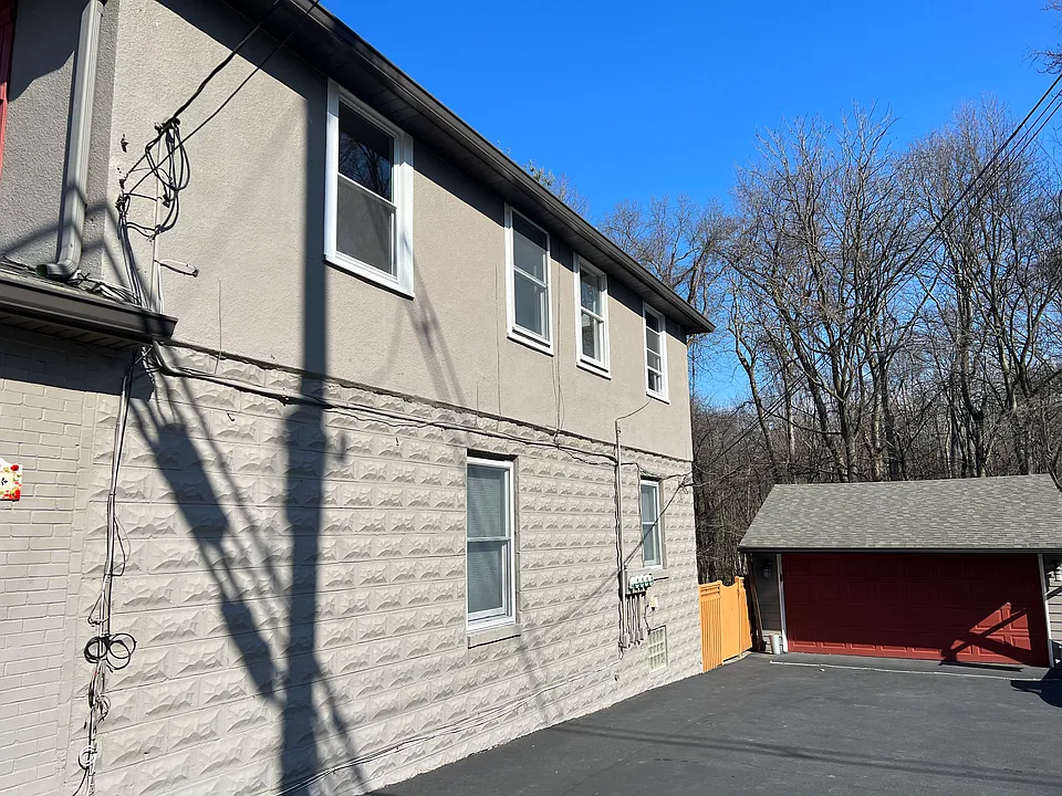 Driveway & Garage View