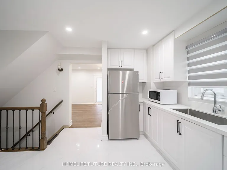 8 Coltman Cres — Photo 11