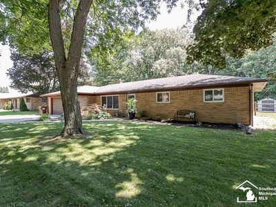 9804 Pamela Dr, Temperance, MI, 48182