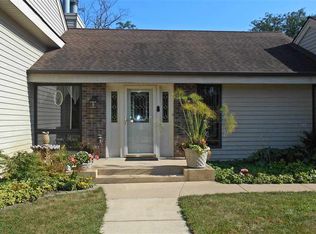 6592 9th St, Rockford, IL 61109