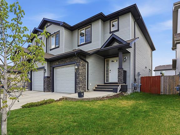 2nd image of 2917 16a Ave NW