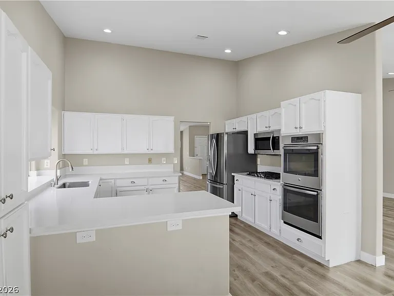 3121 Siena Cir — Photo 6