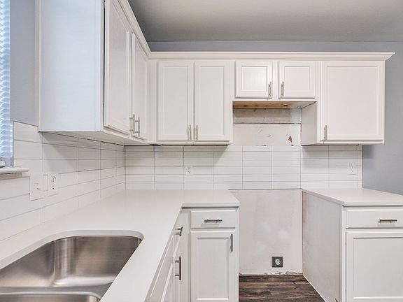 2nd image of 1008 Canal St #A