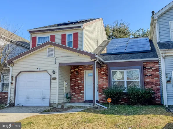 29 Hamilton St, Logan Township, NJ 08085