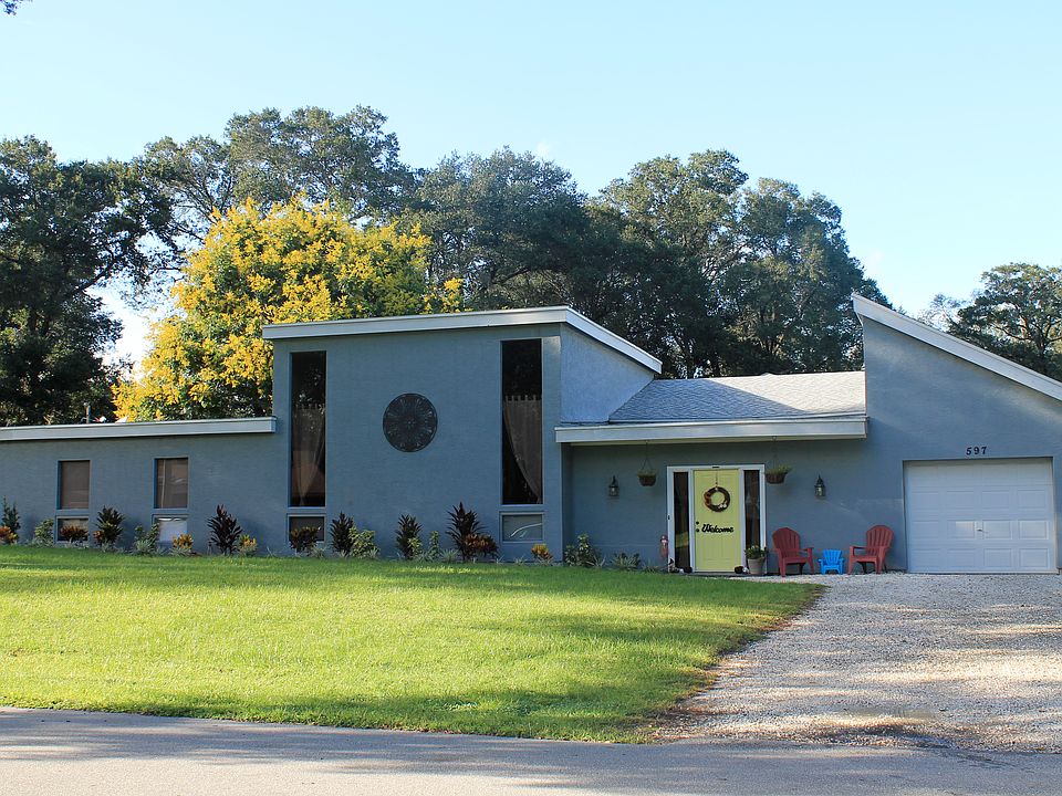 1st image of 597 E Oakwood Ave
