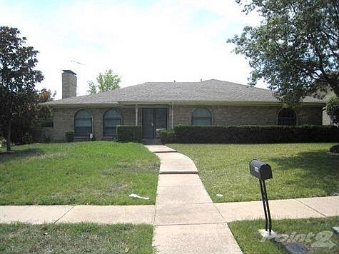 1st image of 2400 Plateau Dr