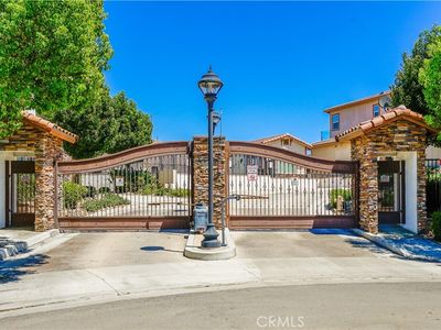 552 Via Pueblo, Riverside, CA, 92507