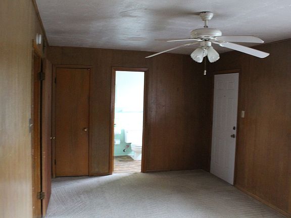 4th image of 204 S 7th St APT B