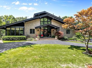 401 Forest Ave, Willow Springs, IL 60480