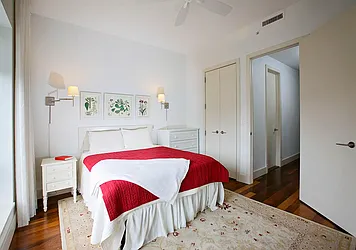 Sold by The InHouse Group
