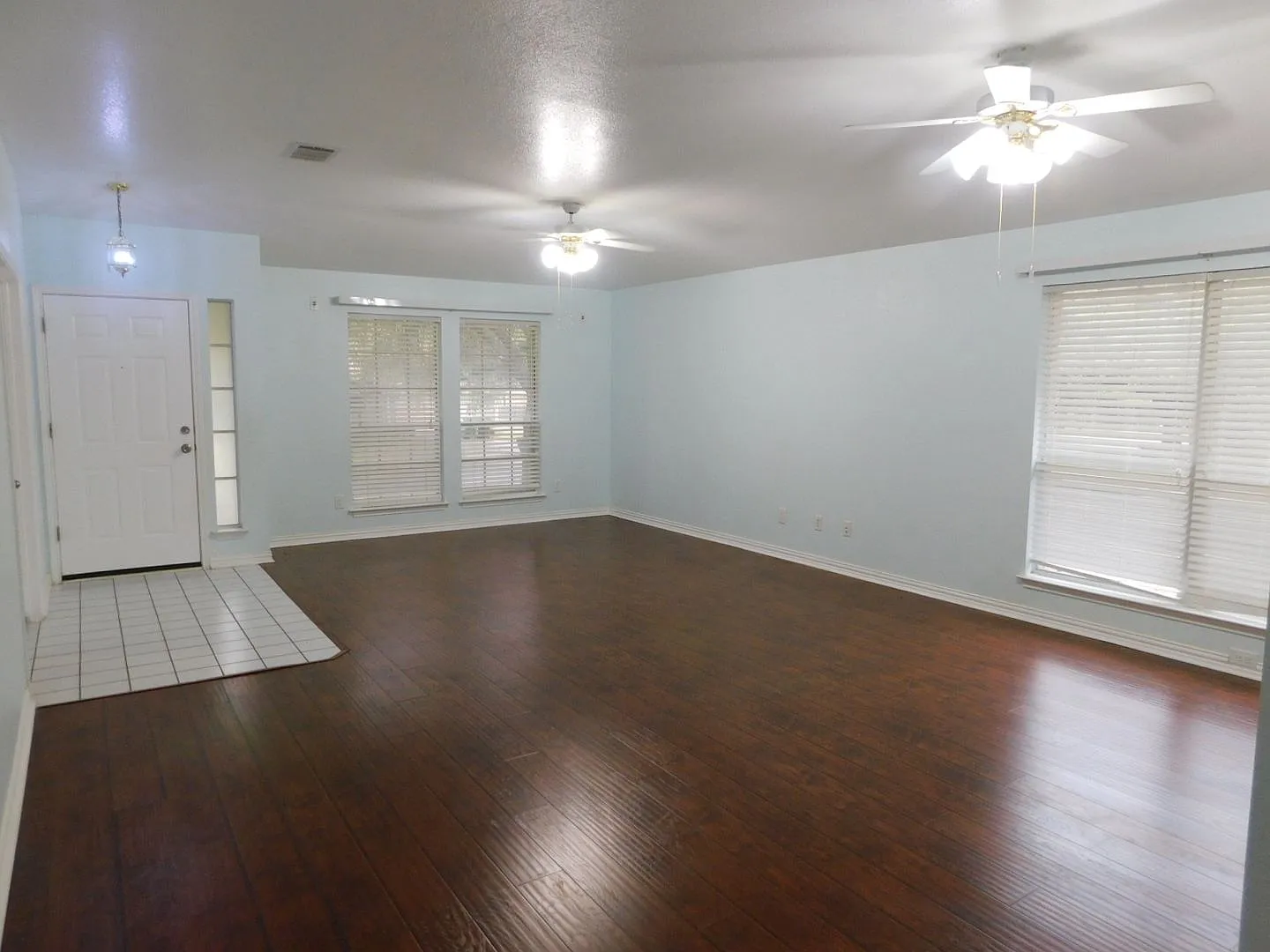 Round Rock home for lease — Photo 4