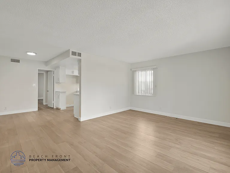 124 Buckthorn St. — Photo 6