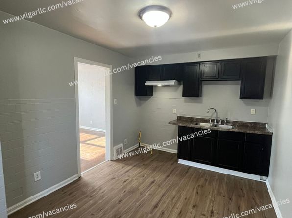 3720-3722 E 10th Ave