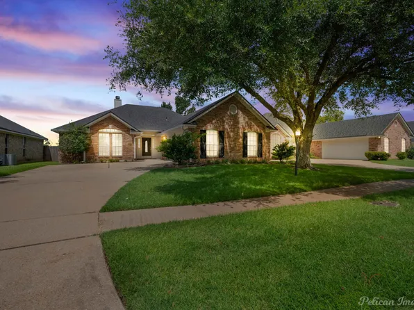 2301 W Belle Haven Dr, Bossier City, LA 71111