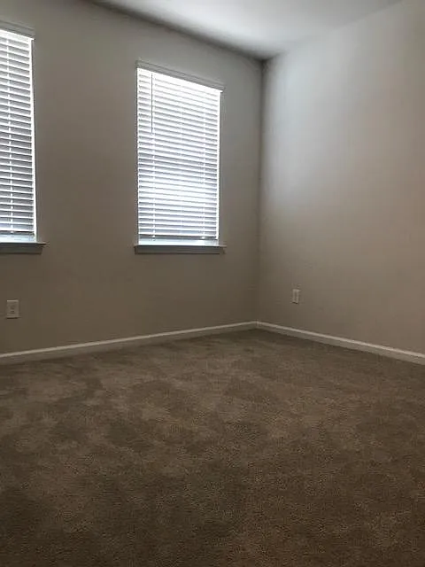 3068 Fair Rdg Wy — Photo 2