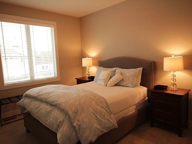 4033 Cameo Pl NE — Photo 11