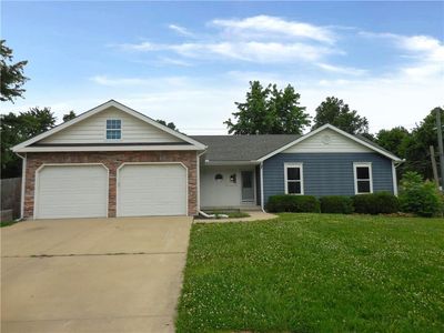 1000 Oakwood St, Harrisonville, MO, 64701