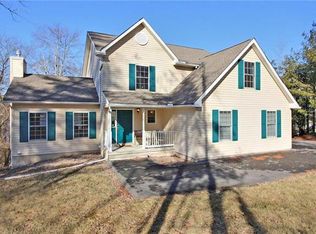 233 Eastshore Dr, East Stroudsburg, PA