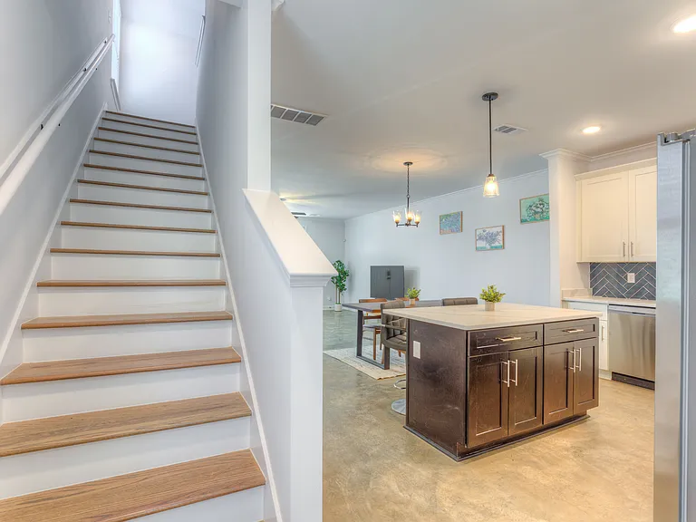 1030 Forrest Ave #1030 — Photo 11