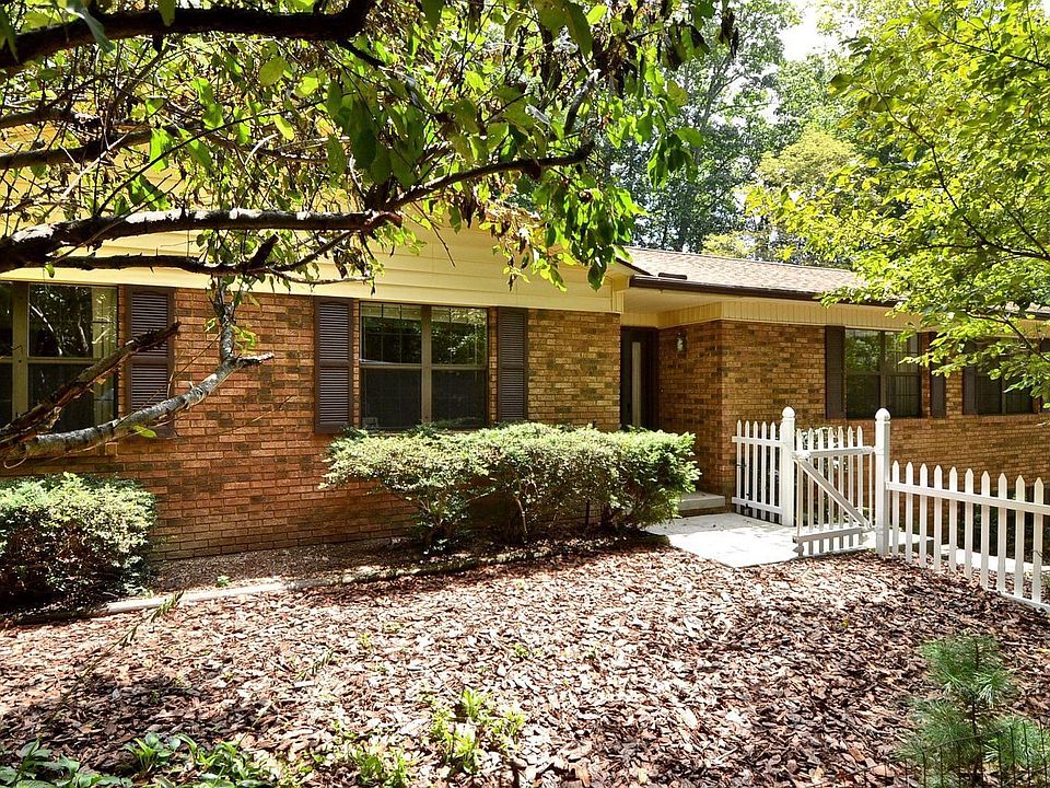 1st image of 35 Hunters Ln