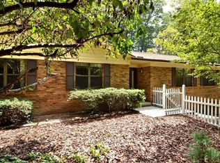 35 Hunters Ln, Hendersonville, NC 28791