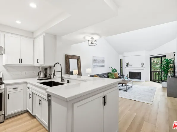 8515 Falmouth Ave APT 419, Playa Del Rey, CA 90293