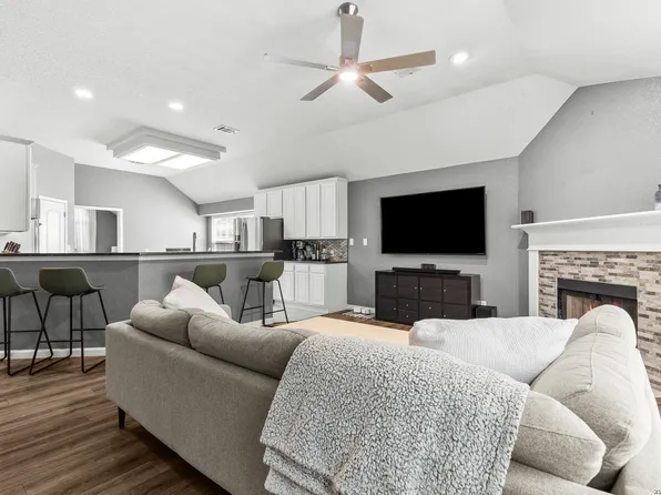 5822 Cedar Path, San Antonio, TX 78249