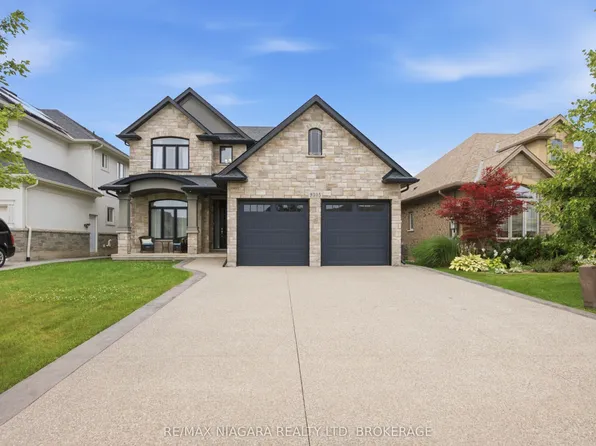 9305 Eagle Ridge Dr, Niagara Falls, ON L2H 0G4