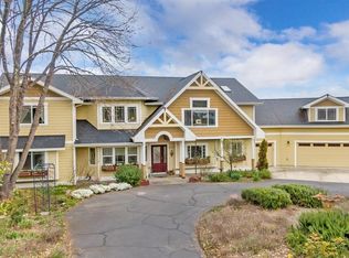 670 Old Stage Rd, Central Pt, OR 97502